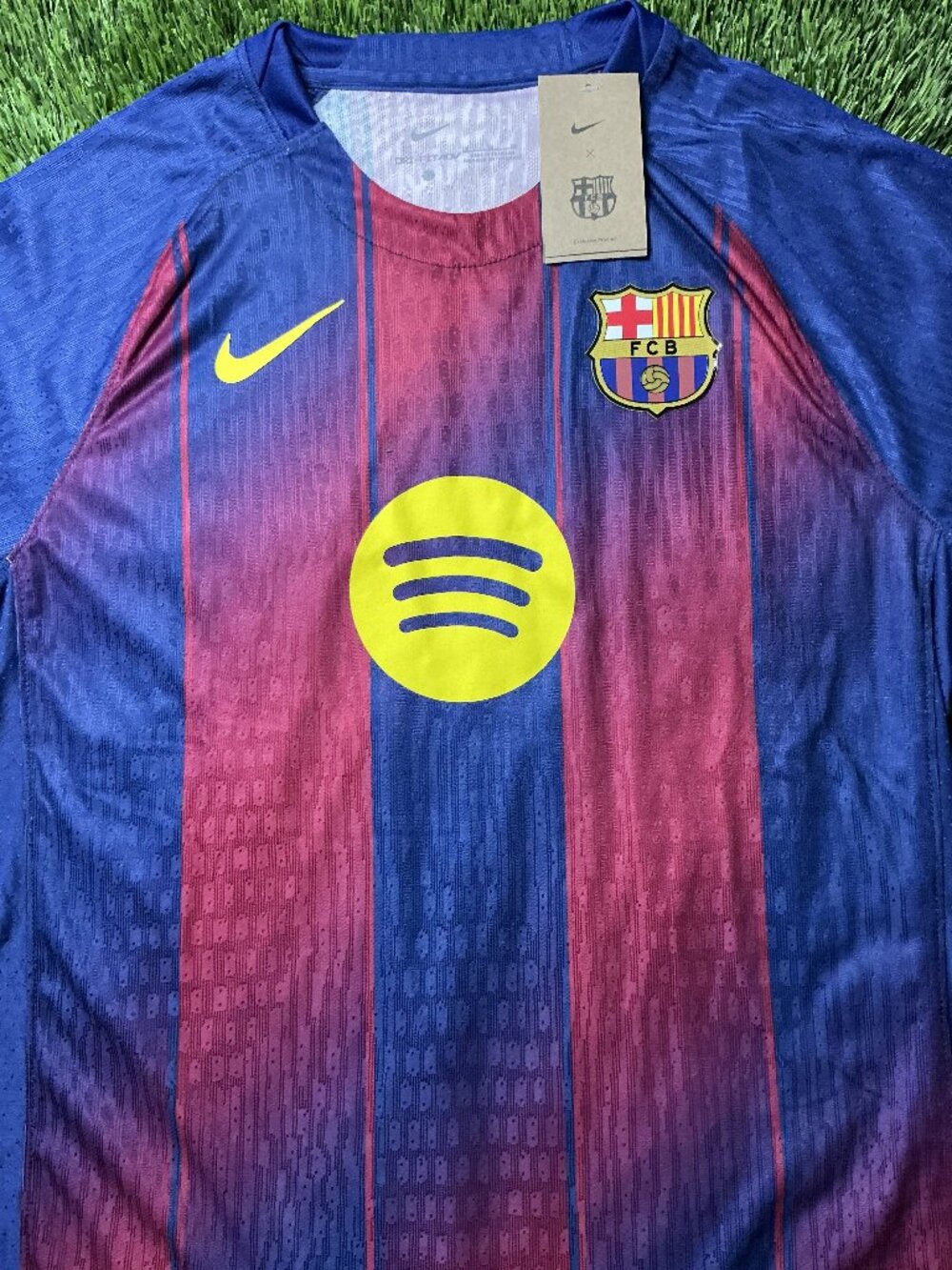 FC Barcelona Size XL Slim Fit